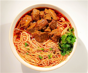 牛肉面（j9九游会官方网站牛肉粉）